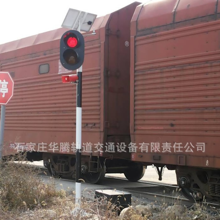 8铁路套道口报警器在北京铁路局调试成功